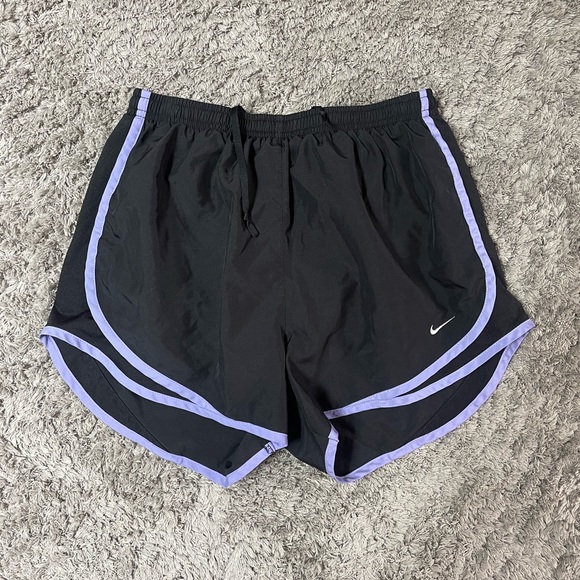 Nike Pants - NIKE | Women’s Dri Fit Shorts